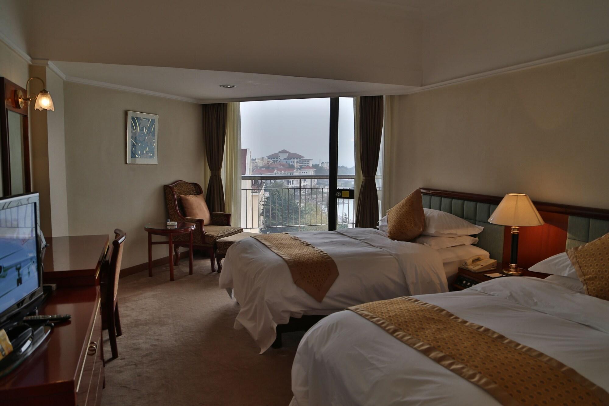 Huiquan Dynasty Hotel Csingtao Kültér fotó