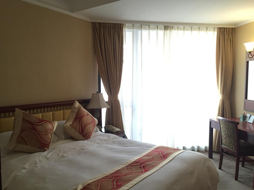 Huiquan Dynasty Hotel Csingtao Kültér fotó