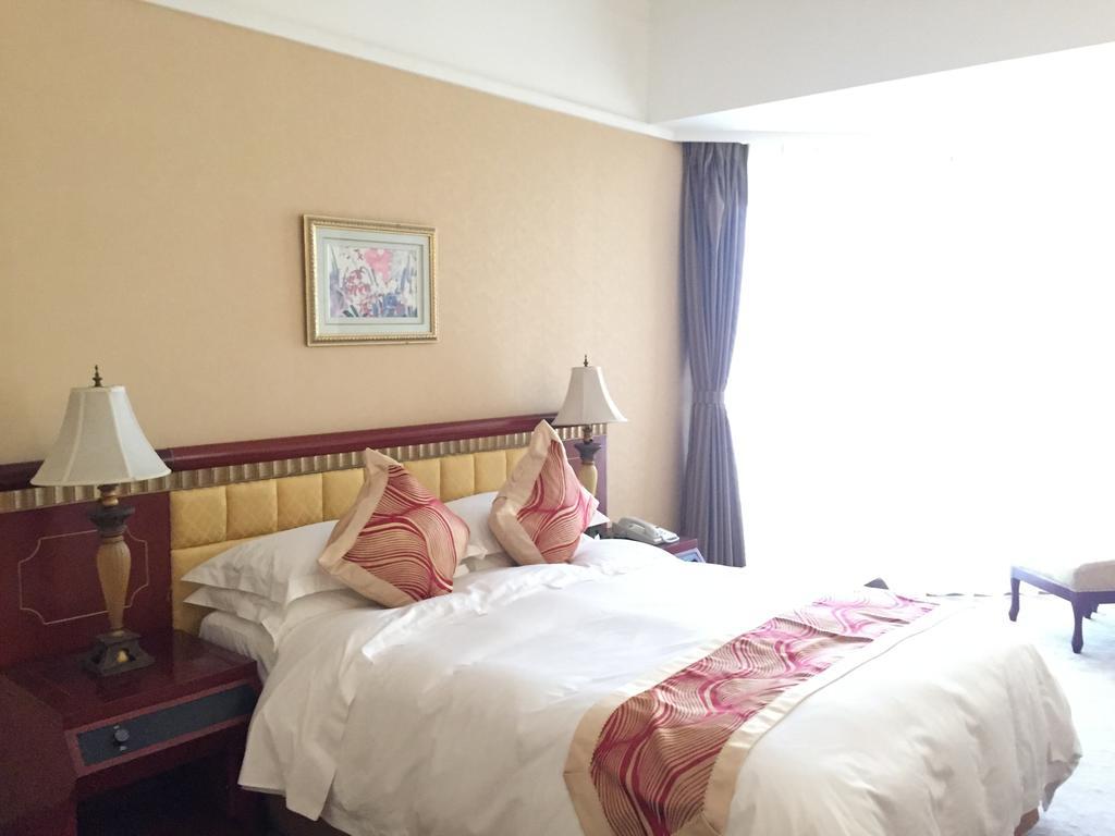 Huiquan Dynasty Hotel Csingtao Kültér fotó