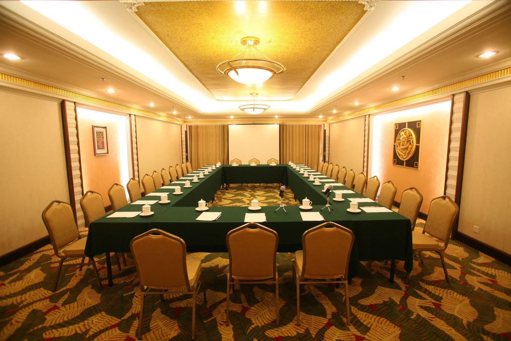 Huiquan Dynasty Hotel Csingtao Kültér fotó